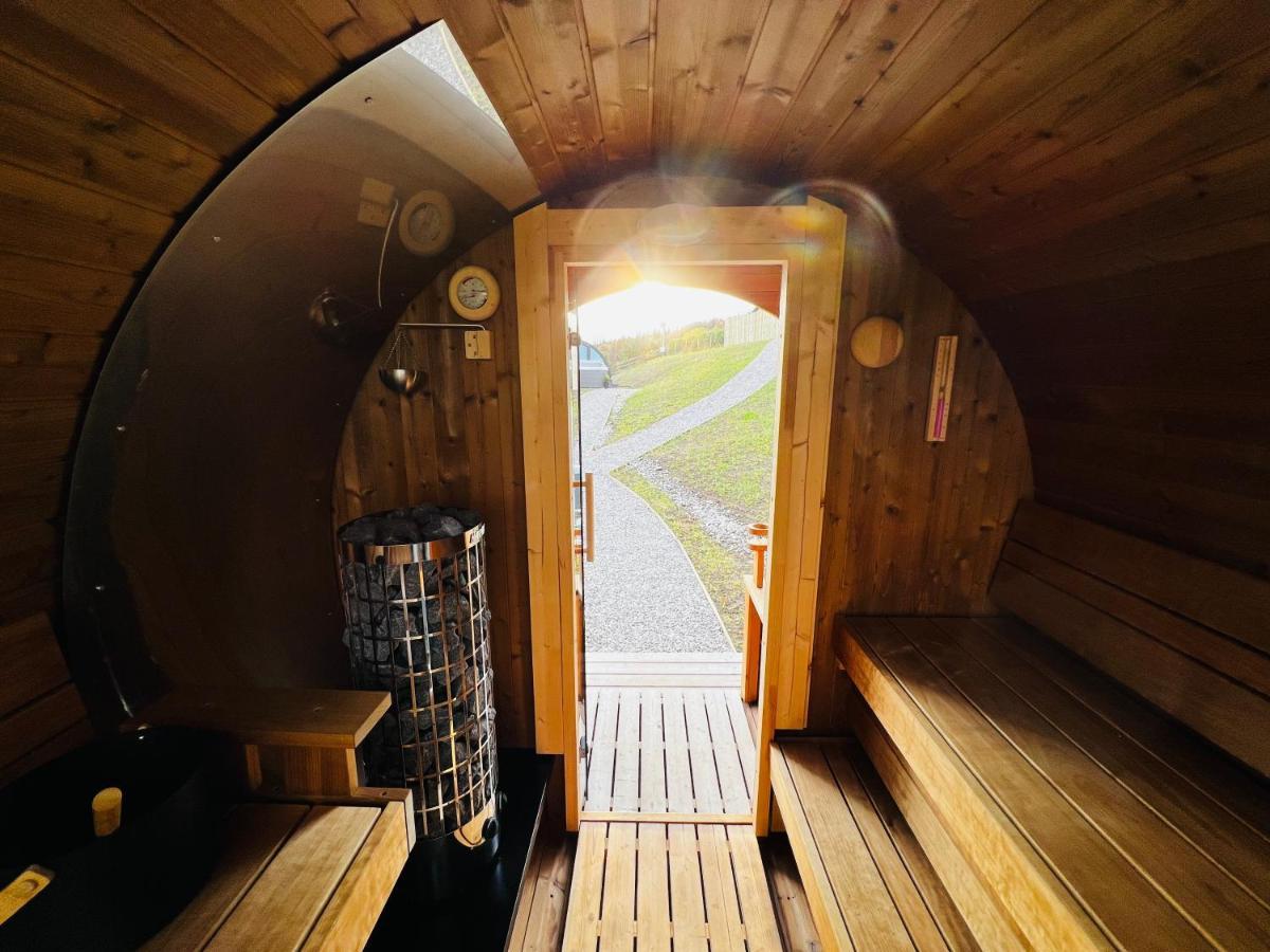 Вилла Highland Premier Glamping Pods Бьюли Экстерьер фото